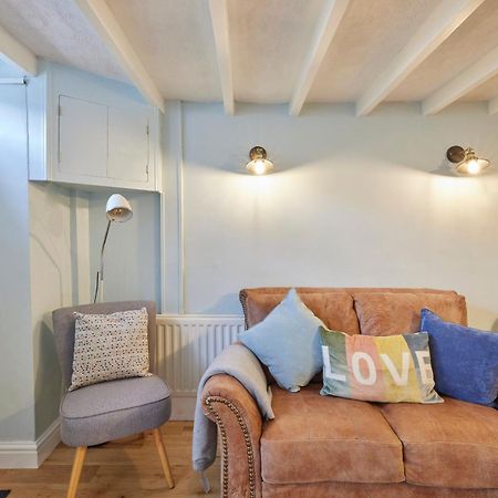 Host & Stay - Honey Cottage Hinderwell 외부 사진