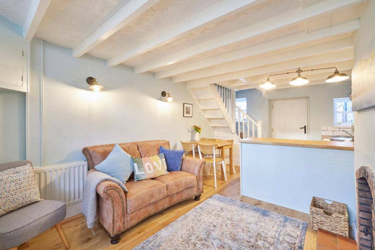 Host & Stay - Honey Cottage Hinderwell 외부 사진