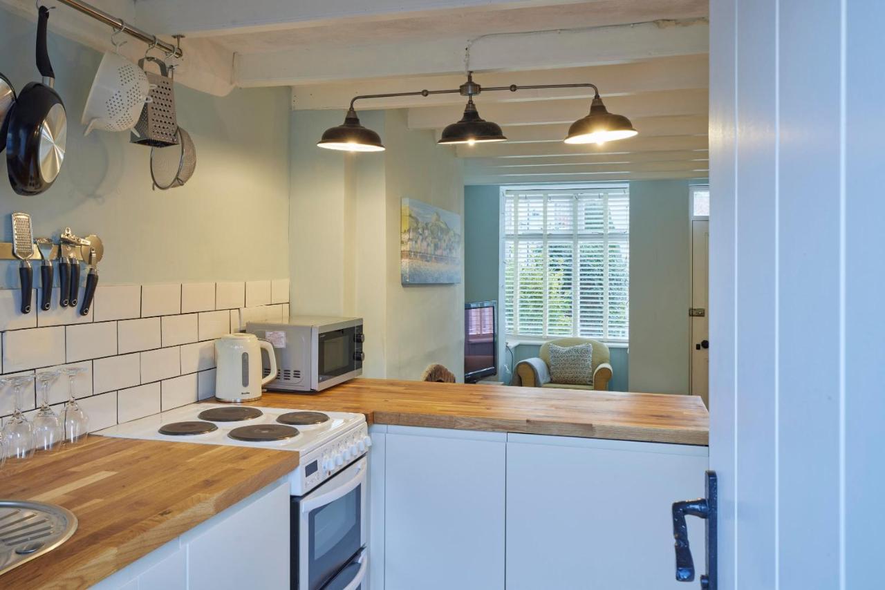 Host & Stay - Honey Cottage Hinderwell 외부 사진