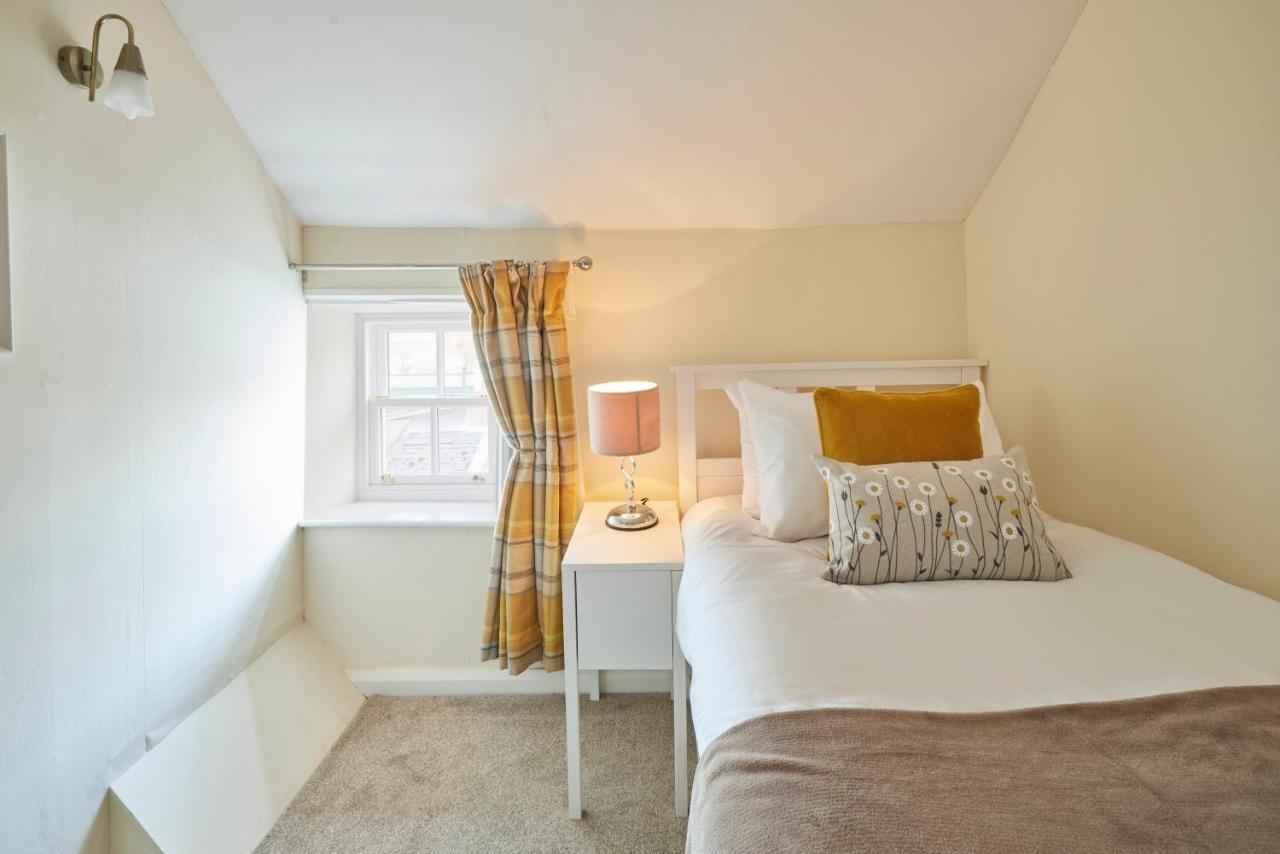 Host & Stay - Honey Cottage Hinderwell 외부 사진